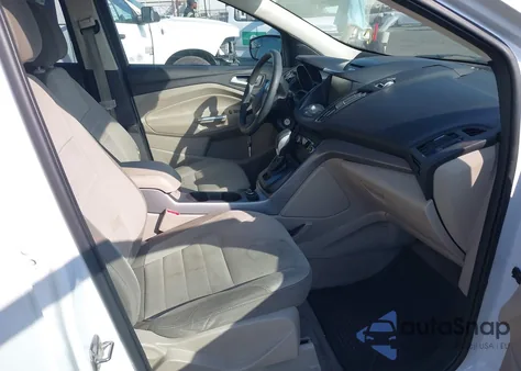 2015 Ford Escape Se z USA, uszkodzony, nr VIN 1FMCU0GX2FUB63542